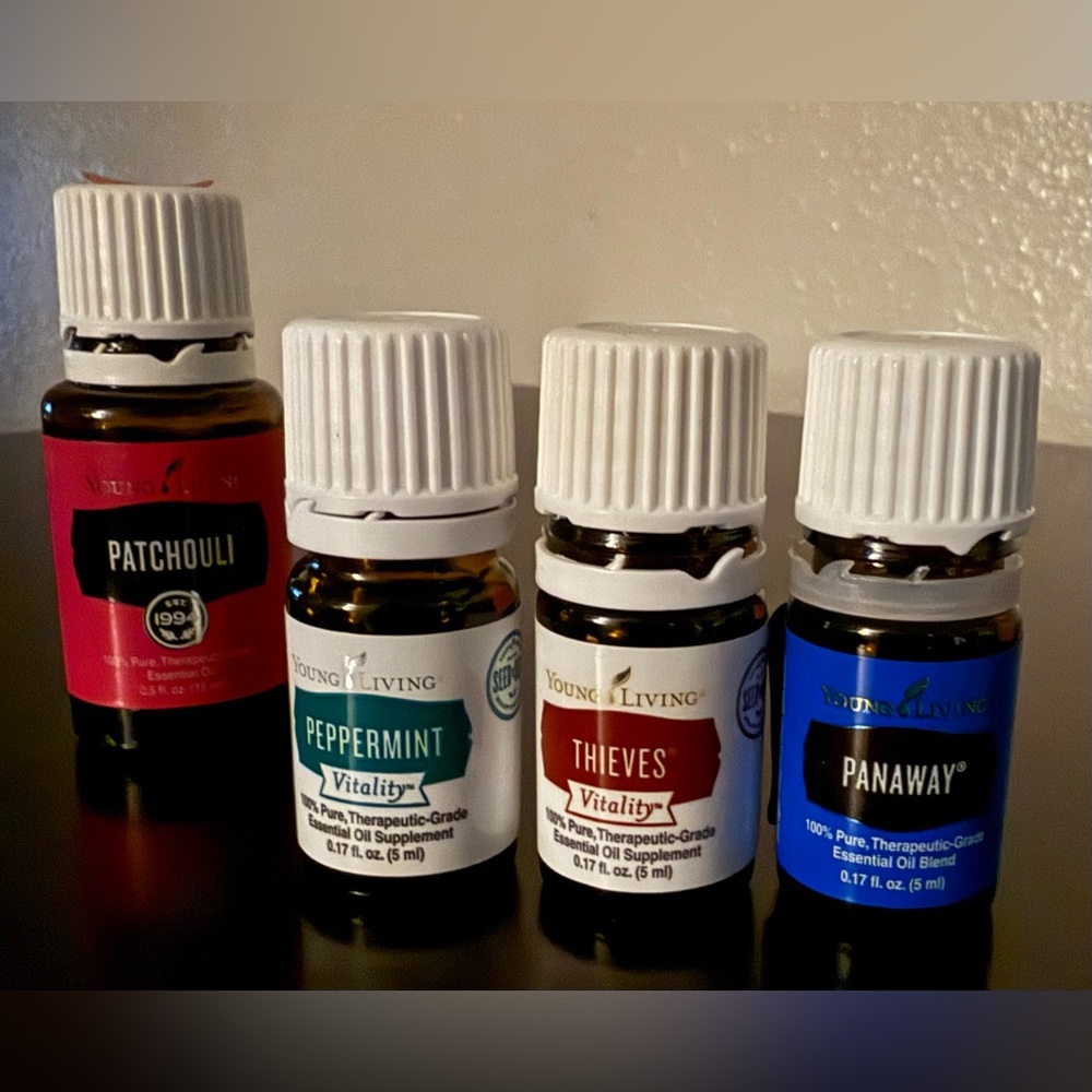 Young Living Essential Oils Bundle Patchouli Peppermint Thieves PanAway Set - Picture 3 of 4